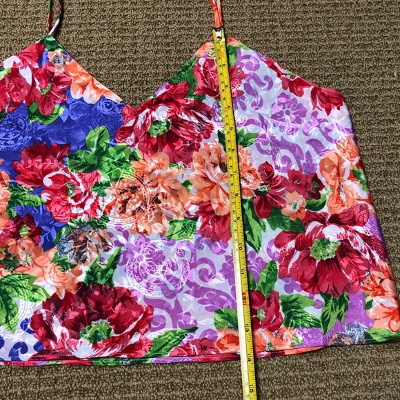 Victoria’s Secret Gold Label Floral Cami Top Adjustable Spaghetti Straps Size M - Picture 12 of 12